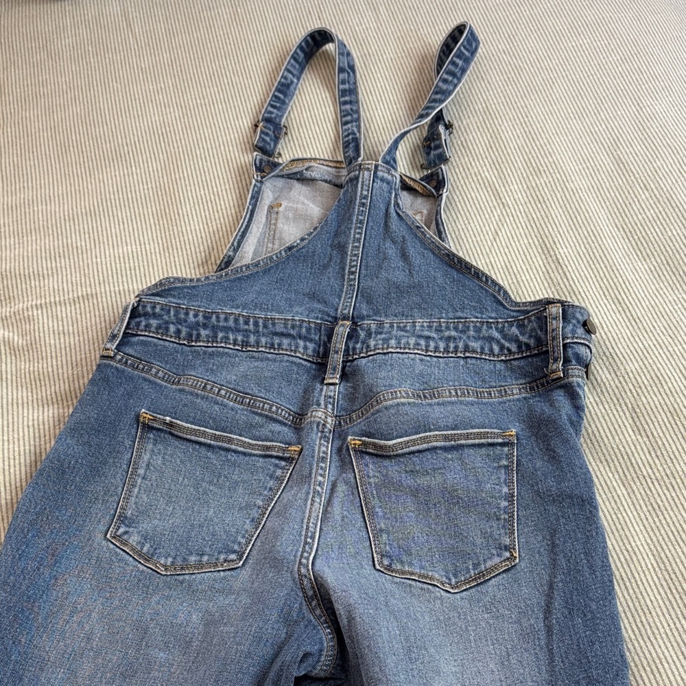 Universal Thread Blue Denim Overalls - Picture 4 of 4